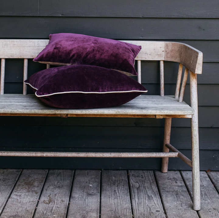 Also Home - Unari Velvet Cushion - Berry