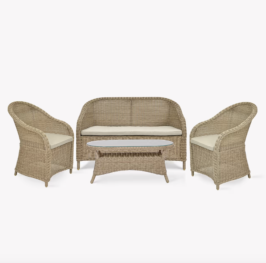 Natural Rattan Traditional Garden Furniture Set