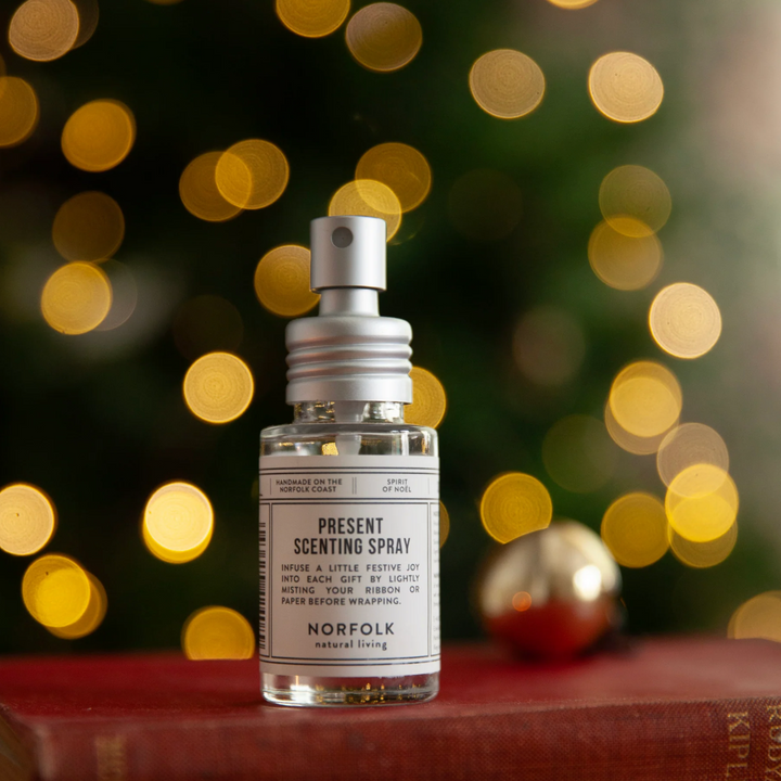 Norfolk Natural Living - Present Scenting Spray - Spirit Of Noel
