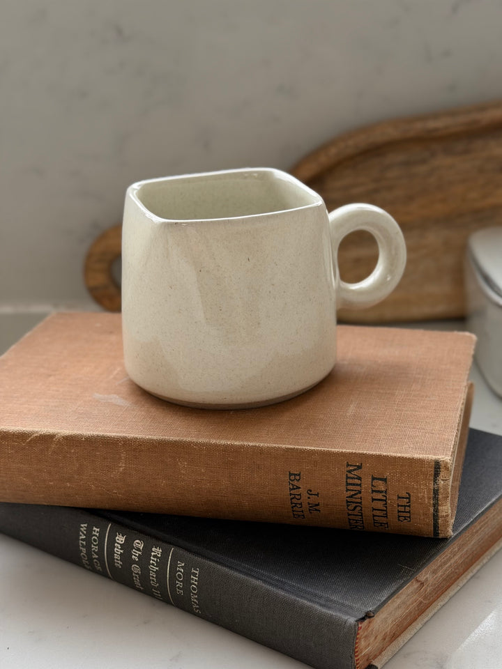 Kaapi Cup In Milk White