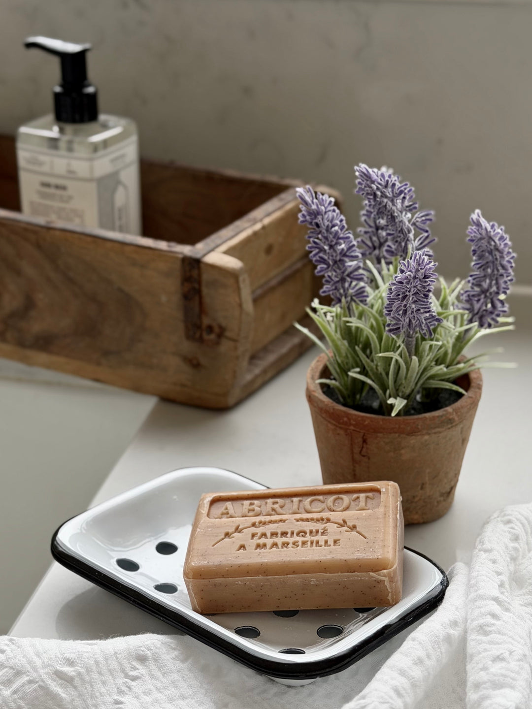 Savon de Marseille - Hand &amp; Body Soap - Apricot