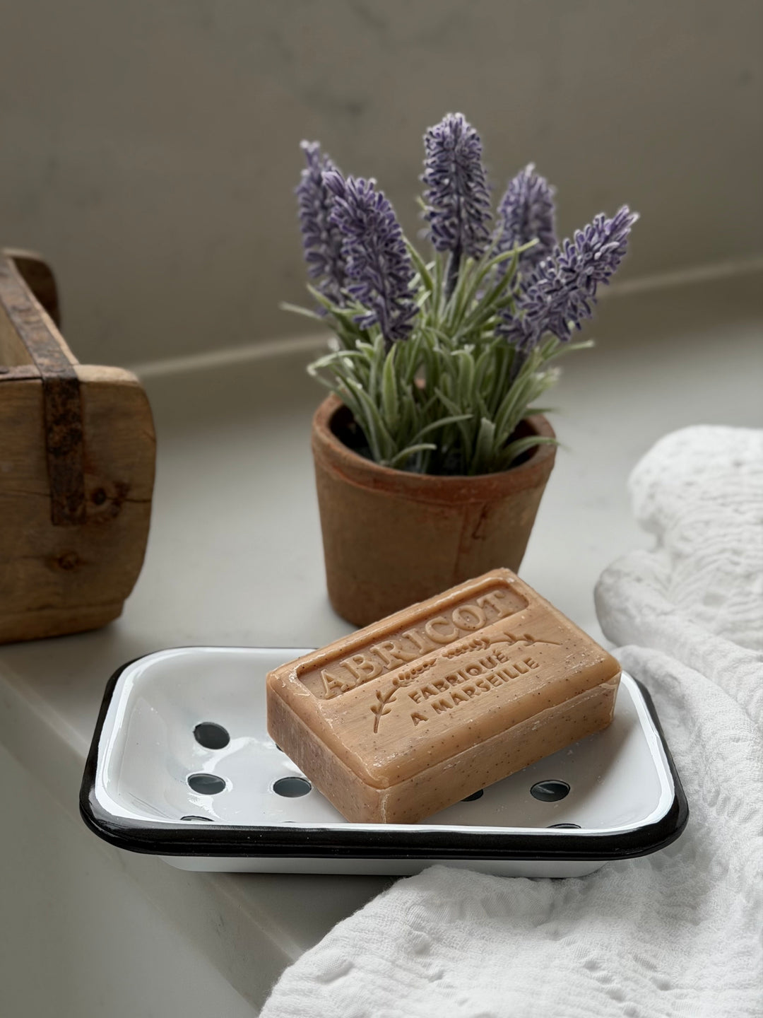 Savon de Marseille - Hand &amp; Body Soap - Apricot