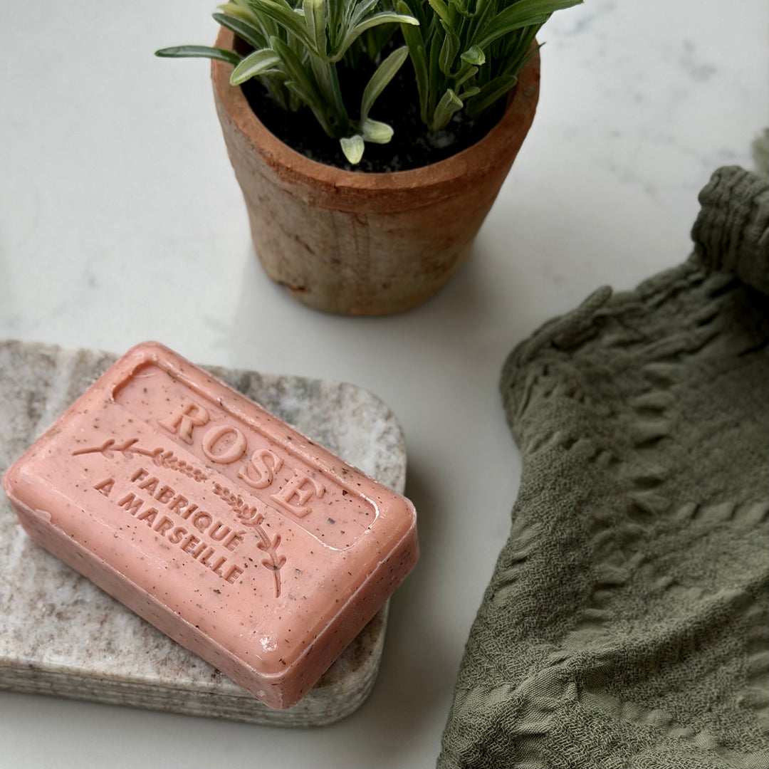 Savon de Marseille - Hand &amp; Body Soap - Rose Petals