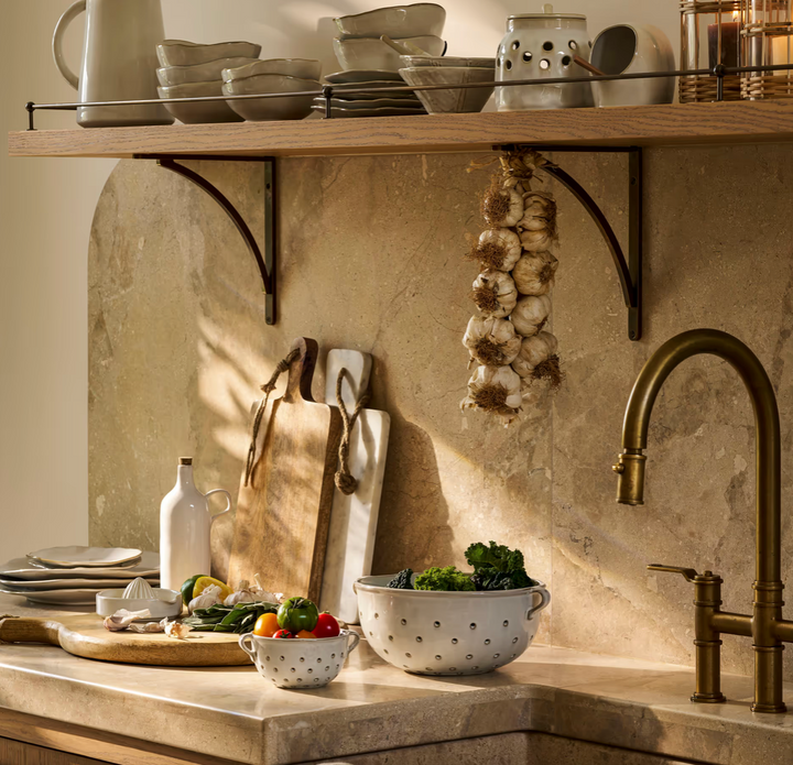 Stoneware Lemon Squeezer - White