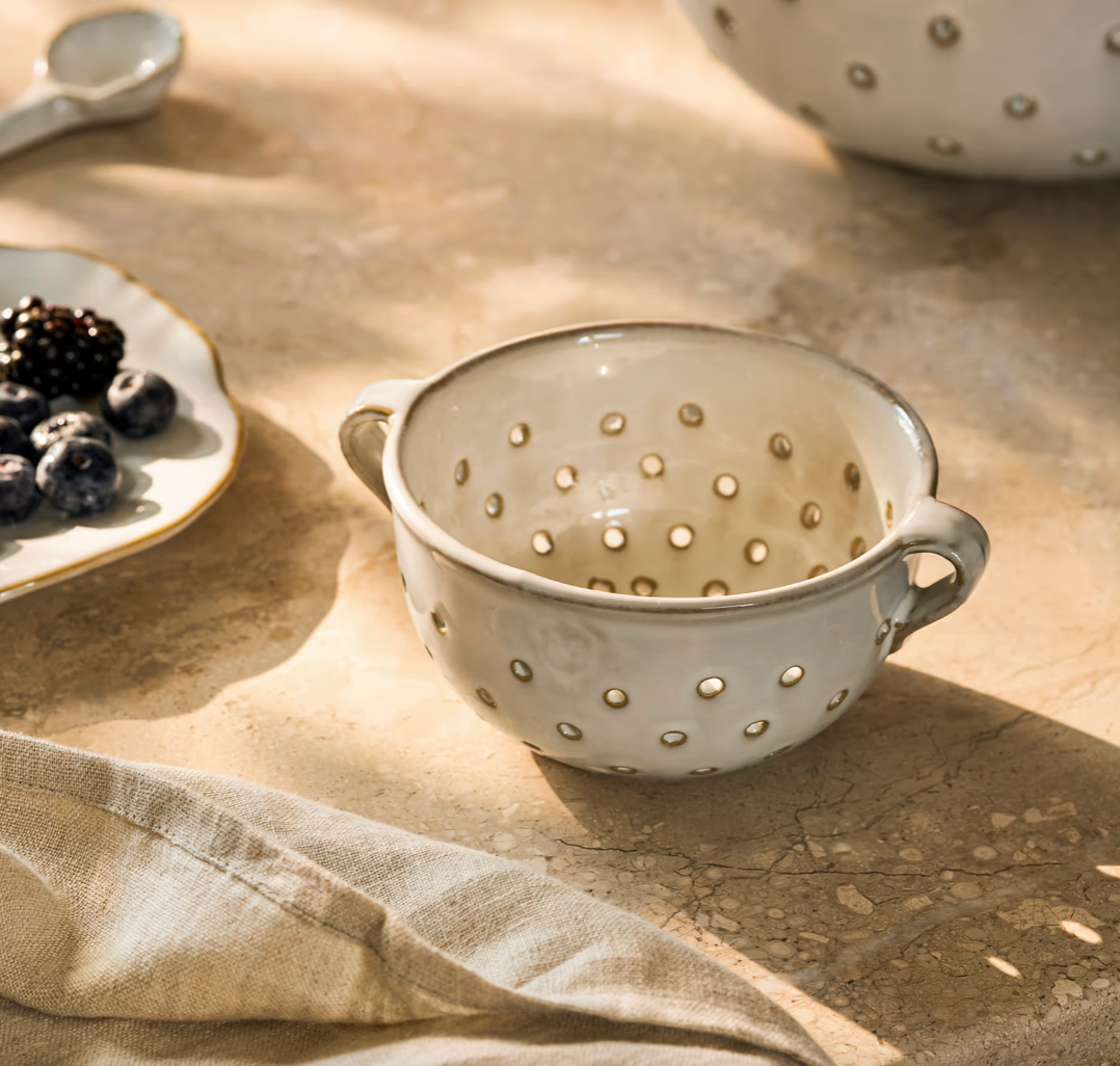 Stoneware Berry Bowl - White