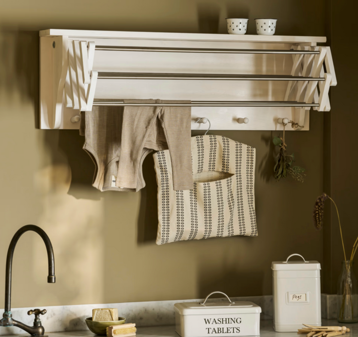 Extending Clothes Dryer & Shelf - Lily White
