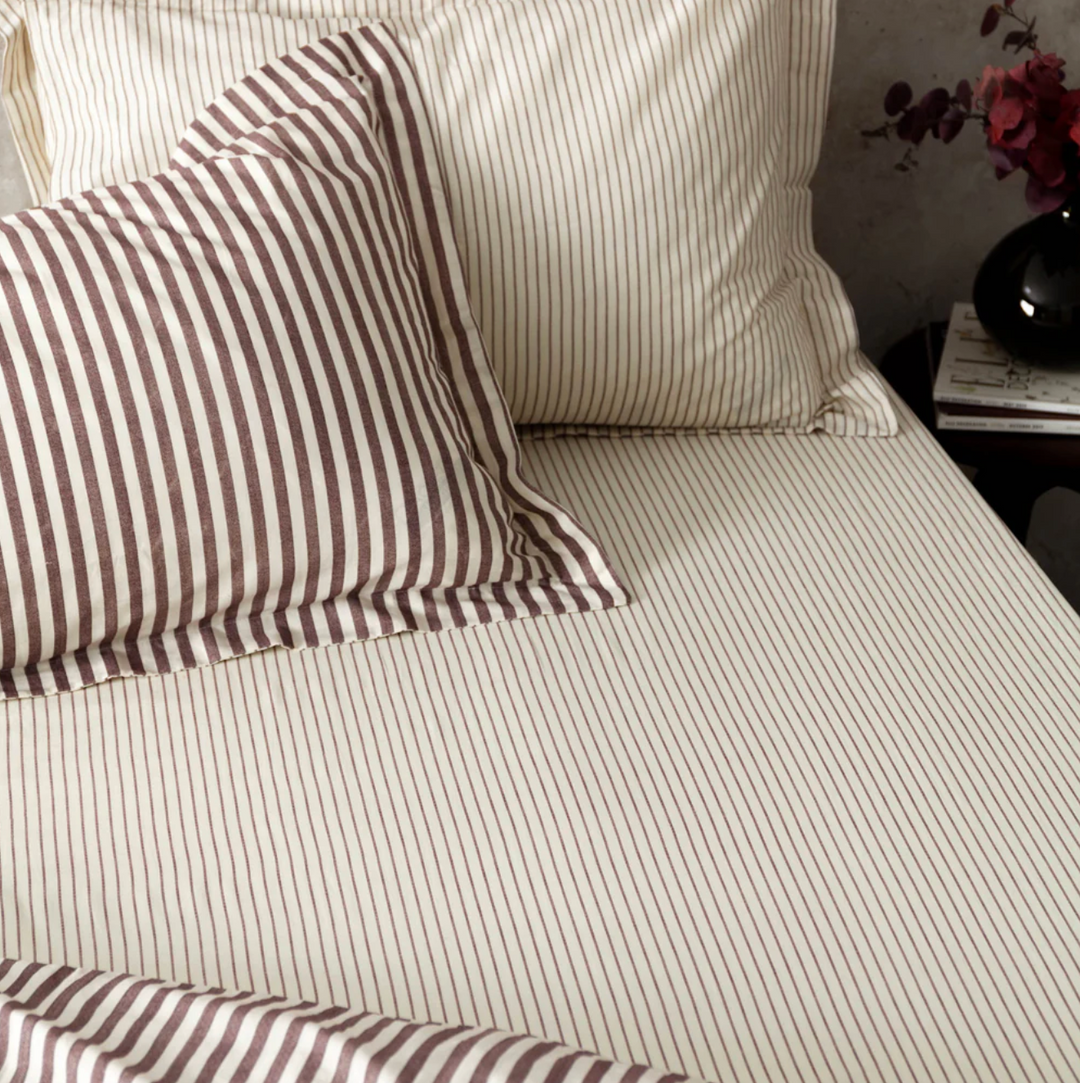 Double Striped Narrow Stripe Fitted Sheet - Beetroot