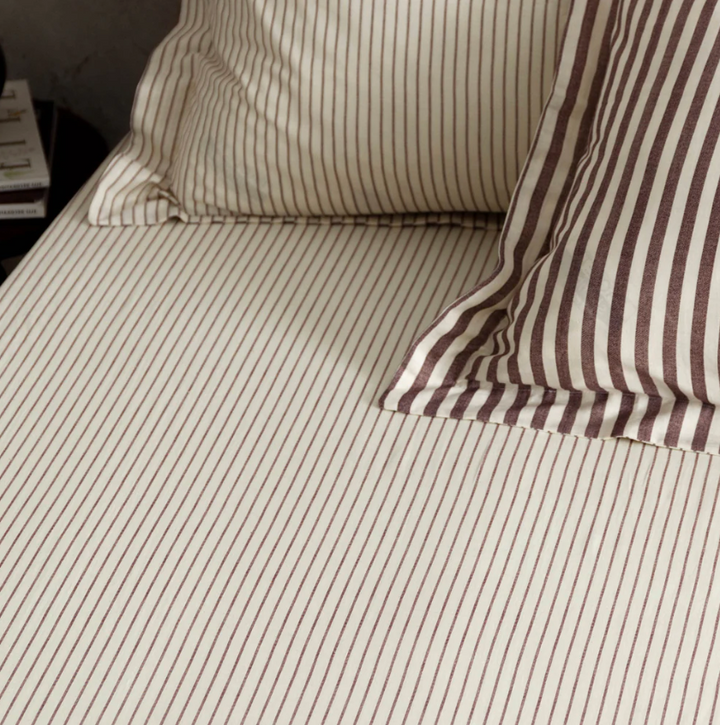 Double Striped Narrow Stripe Fitted Sheet - Beetroot