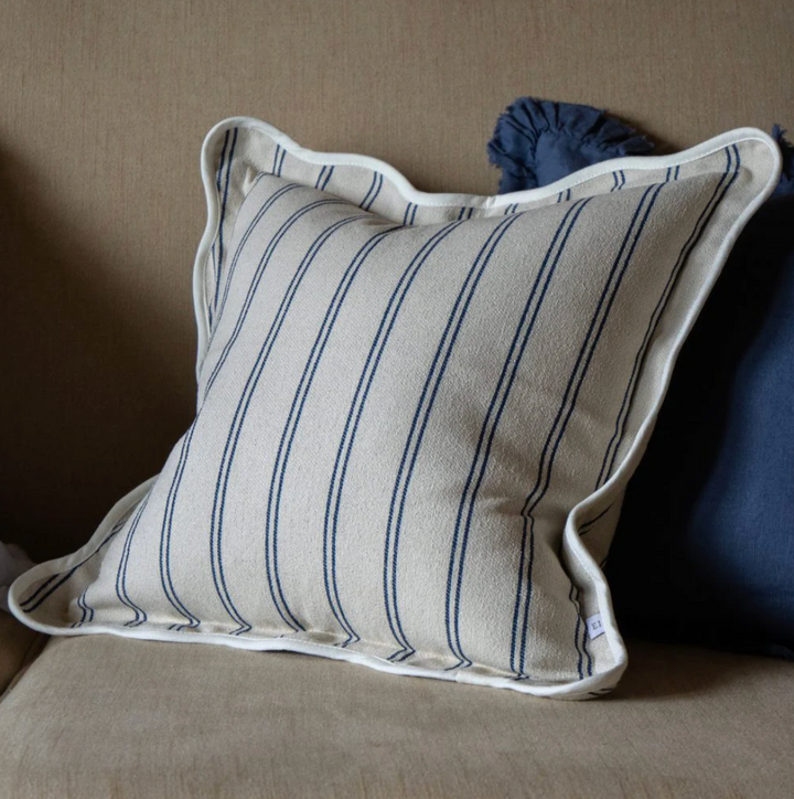 Navy Blue &amp; Cream Nautical Striped Scalloped Edge Cushion Cover (45x45cm)