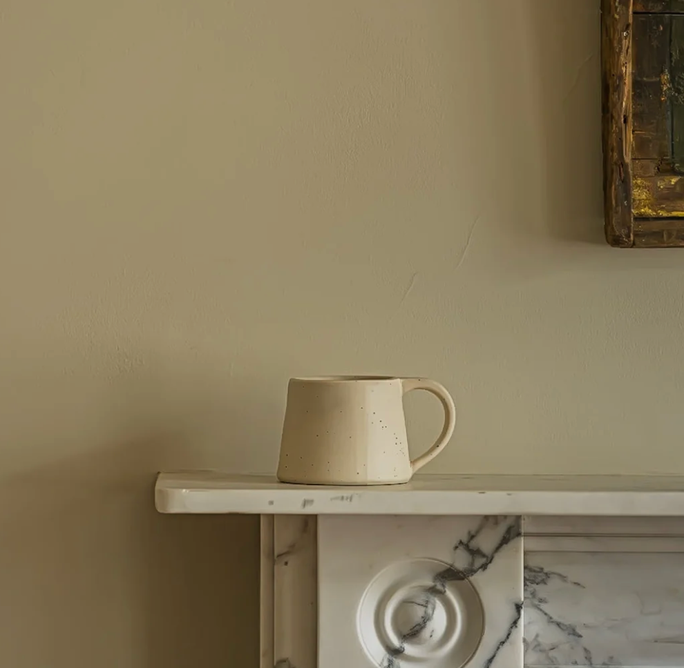 The Flint Tapered Mug - Weathered Oat