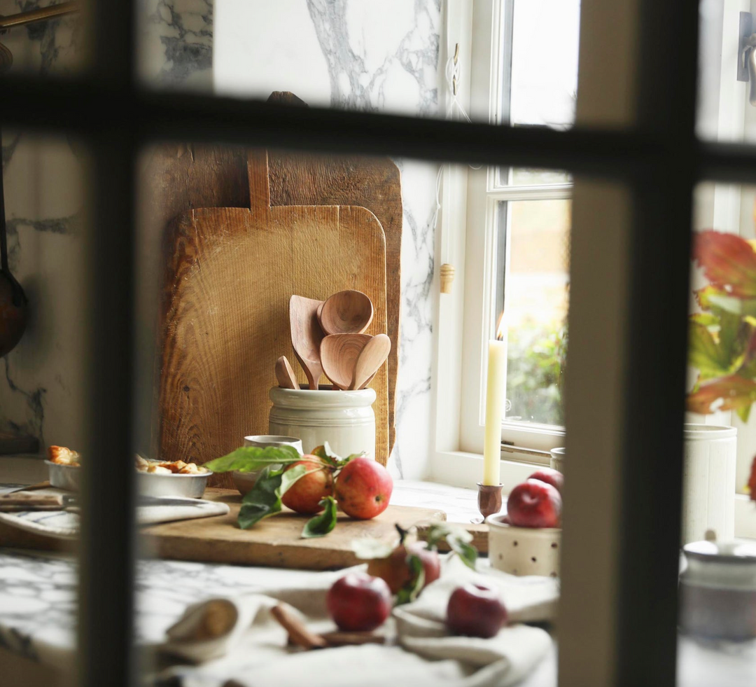 Stoneware Utensil Crock Pot