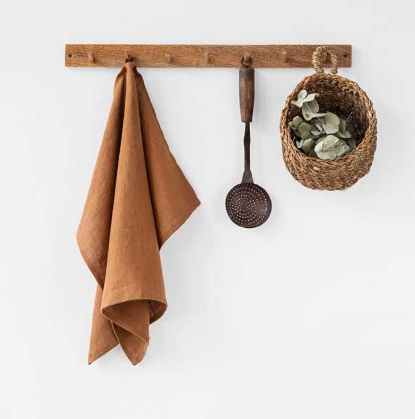 LINEN TEA TOWEL IN TAN