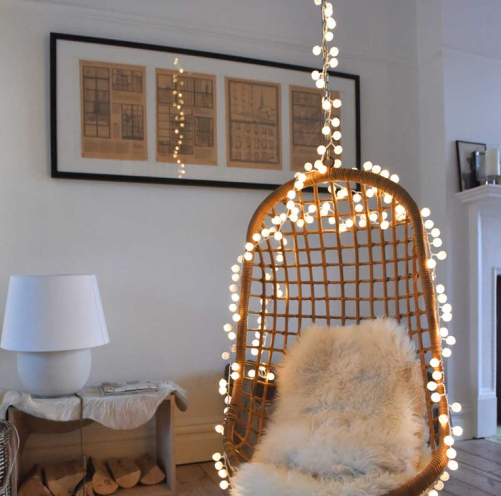 POM POM LIGHT GARLAND